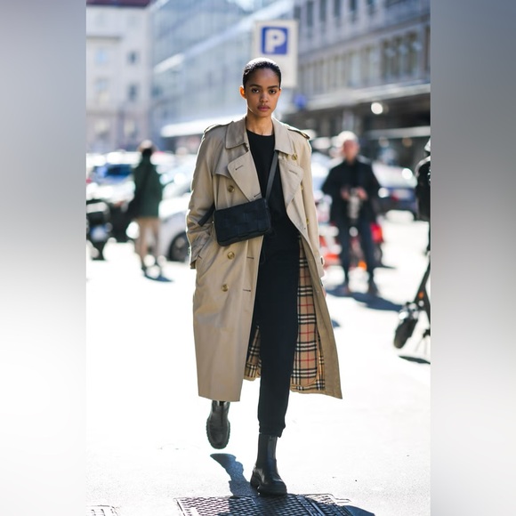 Burberry Jackets & Blazers - BURBERRY Trench Coat